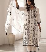Women Ethnic Motifs Embroidered Regular Thread Work Kurta with Trousers & With Dupatta