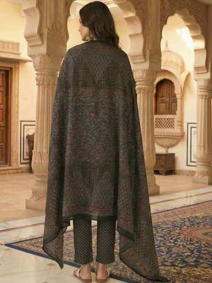 Women Ethnic Motifs Printed Regular Thread Work Pure Cotton Kurta with Trousers & With Dupatta 4