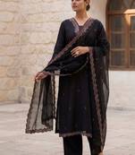 Women Ethnic Motifs Embroidered Regular Thread Work Kurta with Trousers & With Dupatta