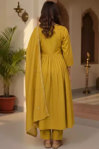 Women Ethnic Motifs Embroidered Pleated Thread Work Kurta with Trousers & With Dupatta