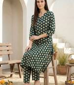 Women Ethnic Motifs Printed Regular Pure Cotton Kurta with Trousers