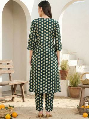 Women Ethnic Motifs Printed Regular Pure Cotton Kurta with Trousers 5