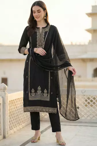 Women Ethnic Motifs Embroidered Regular Thread Work Kurta with Trousers & With Dupatta