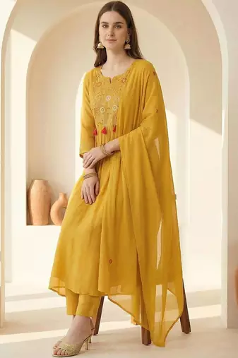 Women Ethnic Motifs Embroidered Pleated Thread Work Kurta with Trousers & With Dupatta