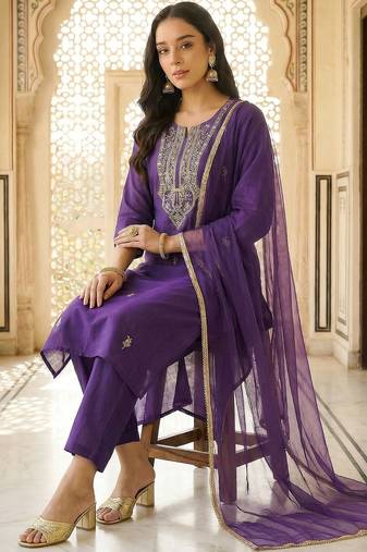 Women Ethnic Motifs Embroidered Regular Thread Work Kurta with Trousers & With Dupatta