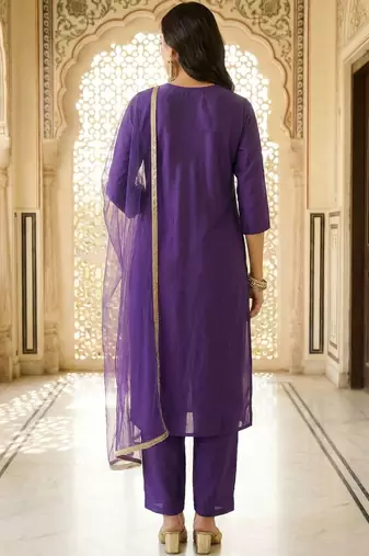 Women Ethnic Motifs Embroidered Regular Thread Work Kurta with Trousers & With Dupatta