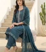 Women Floral Embroidered Regular Thread Work Kurta with Trousers & With Dupatta