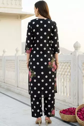 Women Floral Printed Regular Pure Cotton Kurta with Trousers