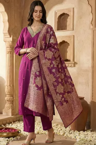 Women Ethnic Motifs Embroidered Regular Thread Work Kurta with Trousers & With Dupatta