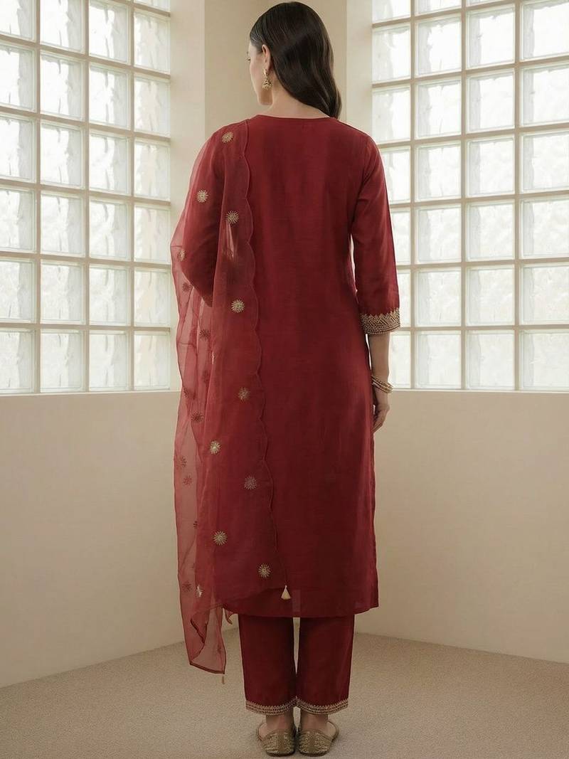 Women Ethnic Motifs Embroidered Regular Thread Work Kurta with Trousers & With Dupatta