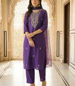 Women Ethnic Motifs Embroidered Regular Thread Work Kurta with Trousers & With Dupatta
