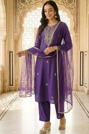 Women Ethnic Motifs Embroidered Regular Thread Work Kurta with Trousers & With Dupatta