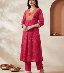 Women Ethnic Motifs Embroidered Regular Thread Work Silk Kurta with Trousers