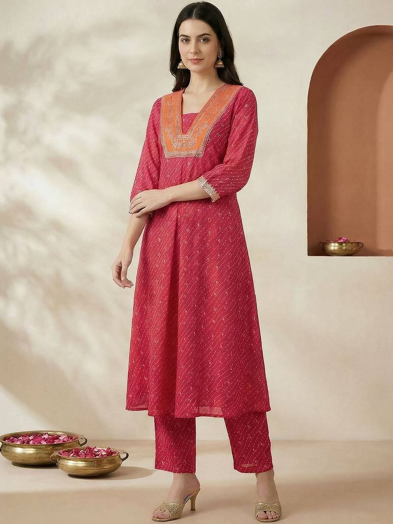 Women Ethnic Motifs Embroidered Regular Thread Work Silk Kurta with Trousers