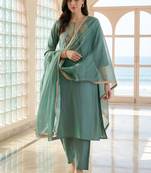Women Ethnic Motifs Embroidered Regular Thread Work Kurta with Trousers & With Dupatta