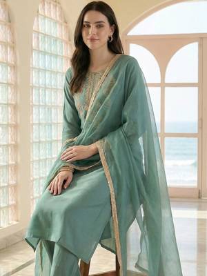 Women Ethnic Motifs Embroidered Regular Thread Work Kurta with Trousers & With Dupatta 4