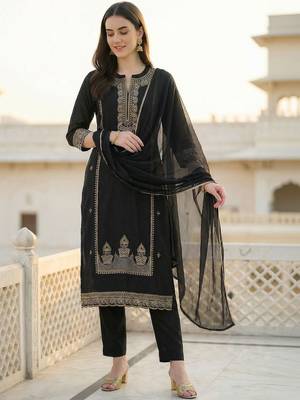 Women Ethnic Motifs Embroidered Regular Kurta with Trousers & With Dupatta 1