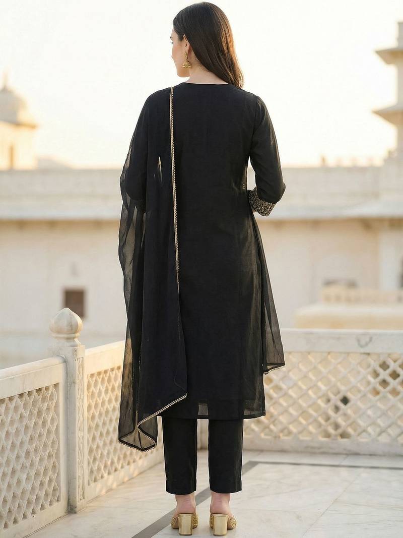 Women Ethnic Motifs Embroidered Regular Kurta with Trousers & With Dupatta