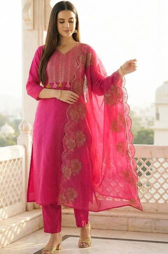 Women Ethnic Motifs Embroidered Regular Thread Work Pure Cotton Kurta with Trousers & With Dupatta