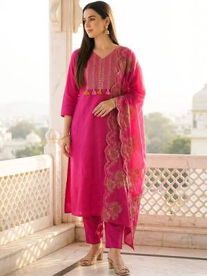 Women Ethnic Motifs Embroidered Regular Thread Work Pure Cotton Kurta with Trousers & With Dupatta 4