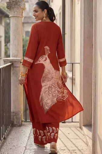 Women Ethnic Motifs Printed Regular Kurta with Trousers