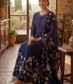 Women Floral Printed Pleated Pure Cotton Kurta with Trousers & With Dupatta