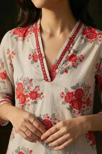 Women Floral Printed Regular Pure Cotton Kurta with Trousers