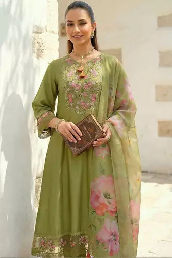 Women Floral Embroidered Regular Thread Work Liva Kurta with Trousers & With Dupatta