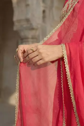 Women Ethnic Motifs Embroidered Regular Thread Work Kurta with Trousers & With Dupatta