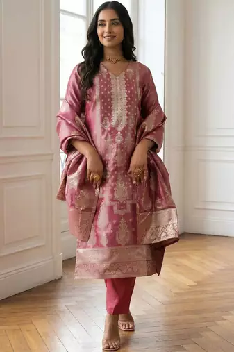 Women Regular Kurta with Trousers & With Dupatta