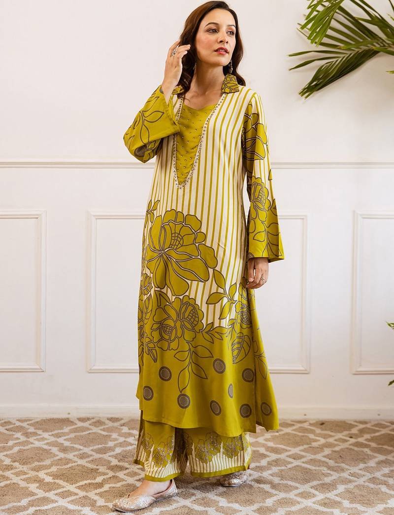 Women Floral Printed Regular Kurta with Palazzos