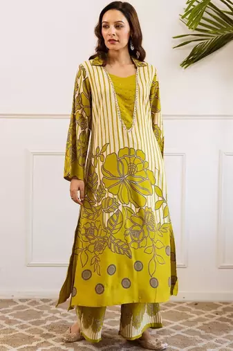 Women Floral Printed Regular Kurta with Palazzos