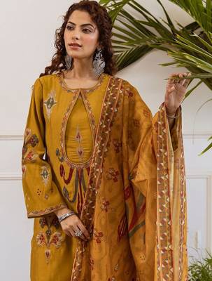 Women Ethnic Motifs Embroidered Regular Thread Work Kurta with Trousers & With Dupatta 7