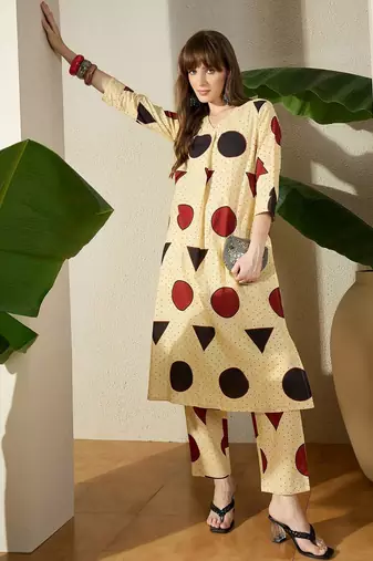 Women Printed Regular Pure Cotton Kurta with Trousers