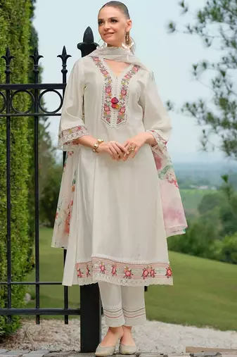 Women Floral Embroidered Regular Thread Work Kurta with Trousers & With Dupatta