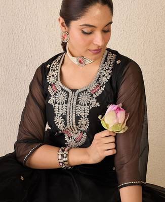 Women Ethnic Motifs Embroidered Regular Thread Work Kurta with Trousers & With Dupatta 3