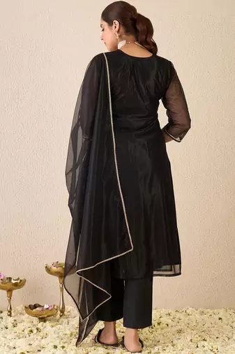 Women Ethnic Motifs Embroidered Regular Thread Work Kurta with Trousers & With Dupatta