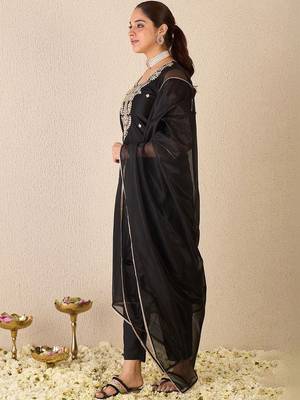 Women Ethnic Motifs Embroidered Regular Thread Work Kurta with Trousers & With Dupatta 5