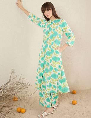 Women Floral Printed Regular Kurta with Palazzos 2