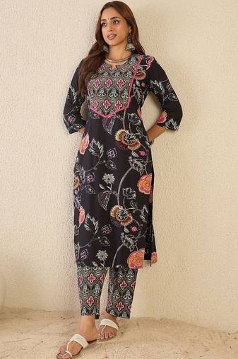 Women Floral Printed Regular Pure Cotton Kurta with Trousers