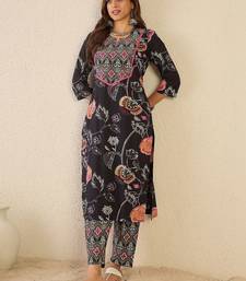 Women Floral Printed Regular Pure Cotton Kurta with Trousers