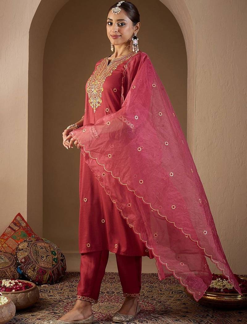 Women Ethnic Motifs Embroidered Regular Thread Work Kurta with Trousers & With Dupatta