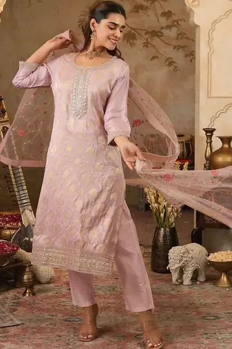 Women Regular Thread Work Kurta with Trousers & With Dupatta