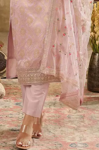 Women Regular Thread Work Kurta with Trousers & With Dupatta
