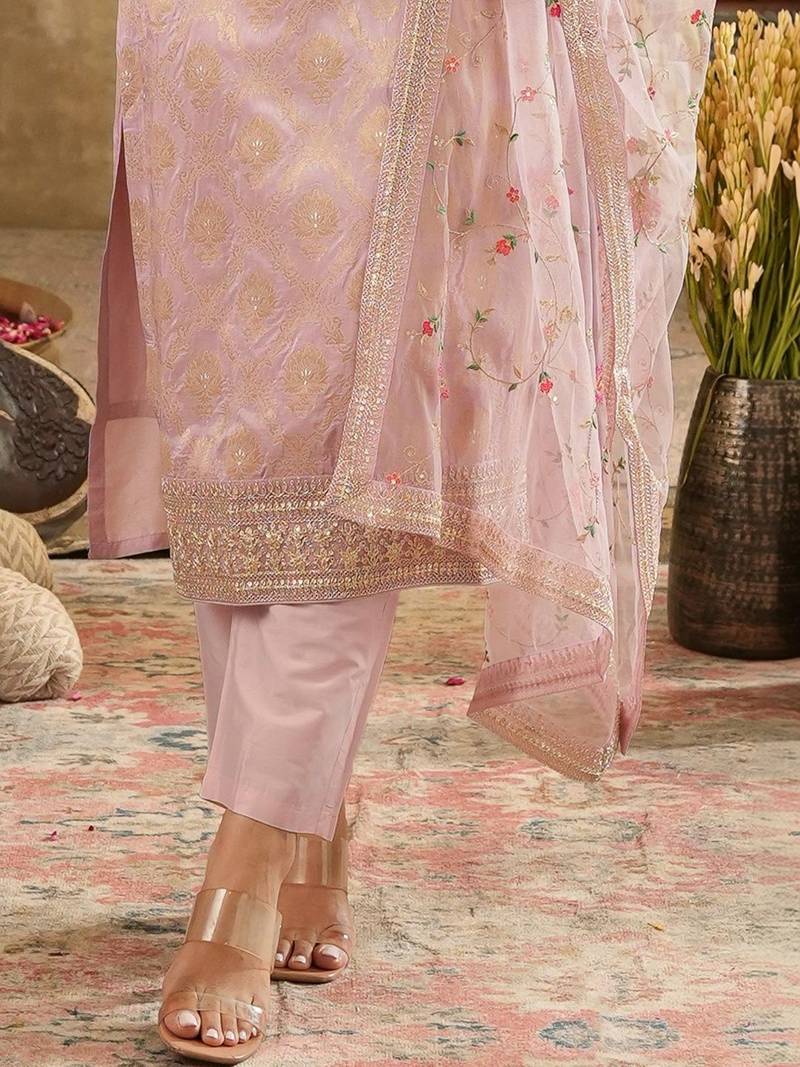 Women Regular Thread Work Kurta with Trousers & With Dupatta