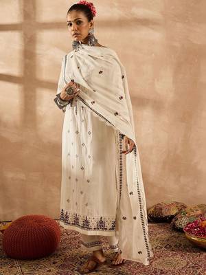Women Ethnic Motifs Embroidered Regular Thread Work Pure Cotton Kurta with Trousers & With Dupatta 5