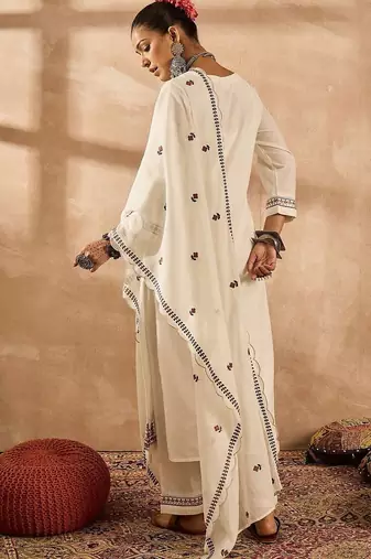 Women Ethnic Motifs Embroidered Regular Thread Work Pure Cotton Kurta with Trousers & With Dupatta