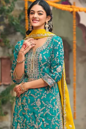 Women Ethnic Motifs Embroidered Regular Thread Work Kurta with Patiala & With Dupatta