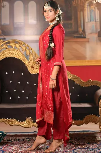 Women Ethnic Motifs Regular Kurta with Trousers & With Dupatta