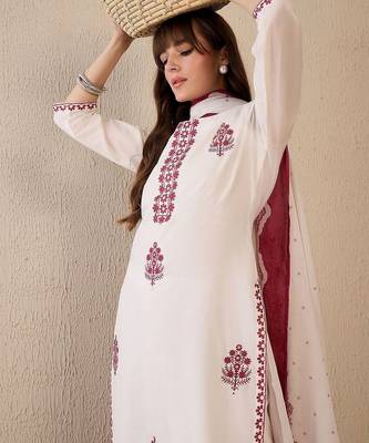 Women Ethnic Motifs Embroidered Regular Thread Work Pure Cotton Kurta with Trousers & With Dupatta 2